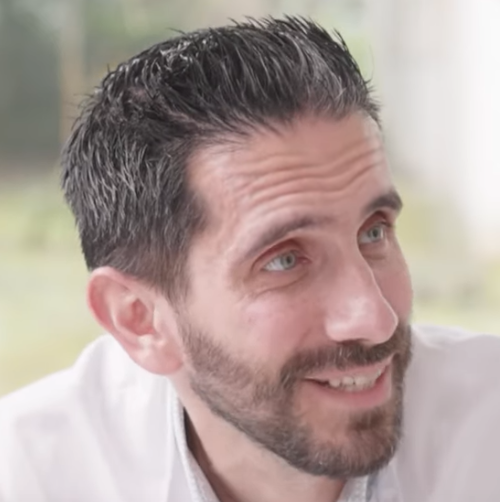 Foto von Prof Andreou Leiter des Instituts für interdisziplinäre Sarkomtherapie und Forschung